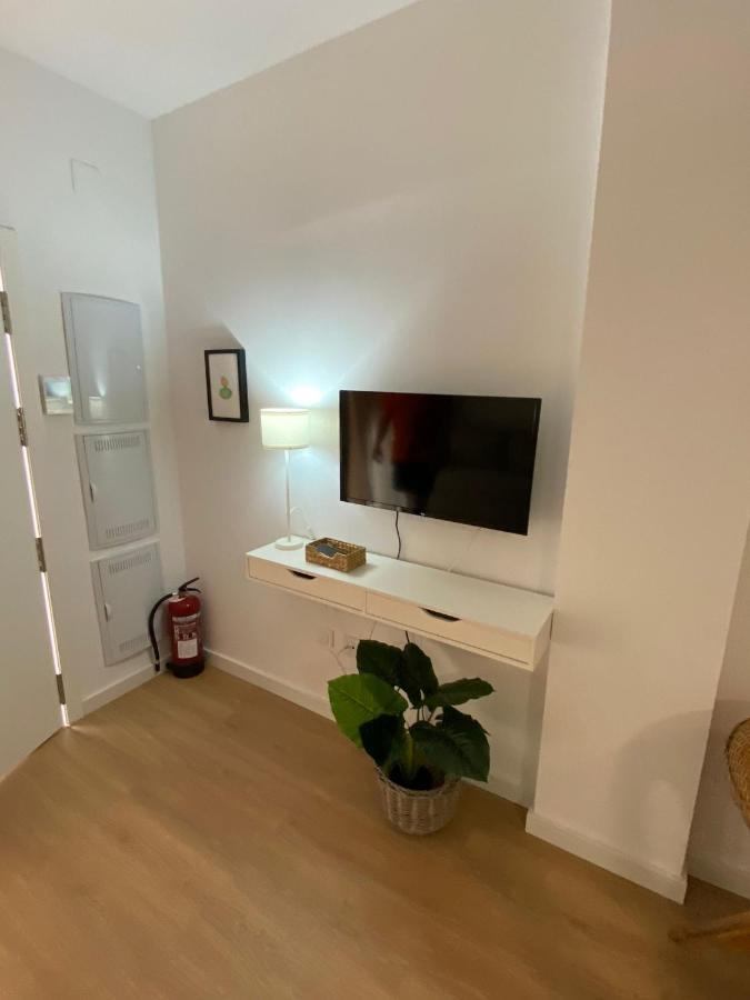 Apartamento Turistico Damajuana Parking Free Espartinas Ngoại thất bức ảnh